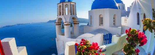 Септемврийски празници на о. Санторини със самолет от София – 3 нощувки